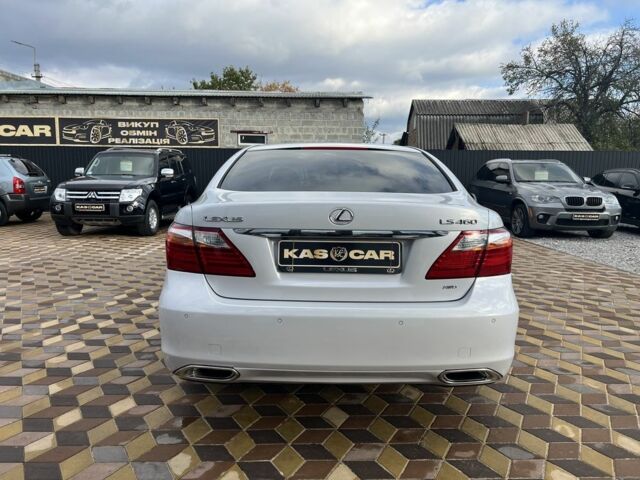 Білий Лексус ЛС, об'ємом двигуна 4.6 л та пробігом 71 тис. км за 19900 $, фото 5 на Automoto.ua