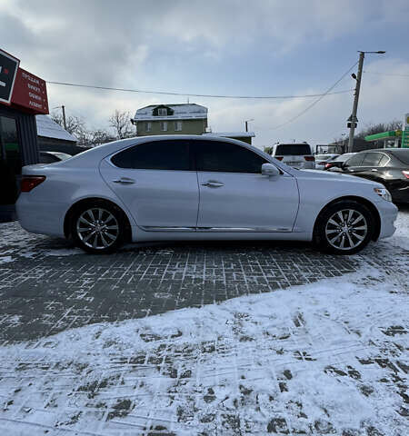 Белый Лексус ЛС, объемом двигателя 4.6 л и пробегом 71 тыс. км за 20600 $, фото 7 на Automoto.ua