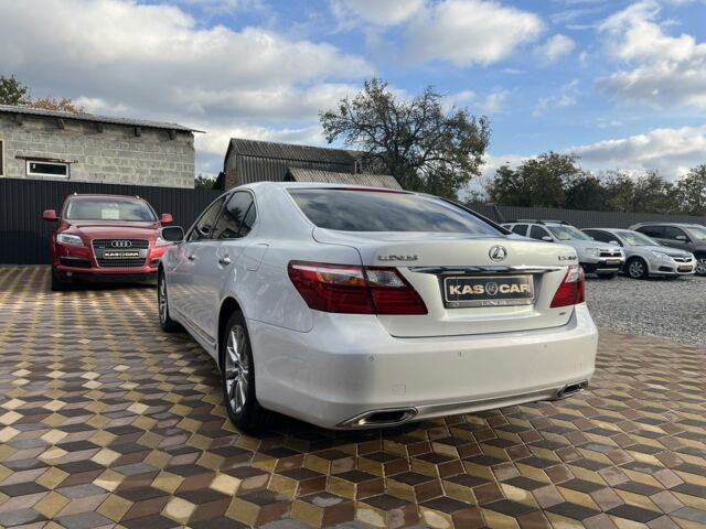 Білий Лексус ЛС, об'ємом двигуна 4.6 л та пробігом 71 тис. км за 19900 $, фото 7 на Automoto.ua