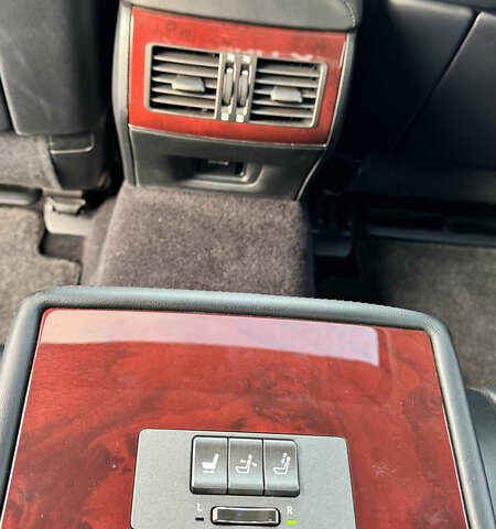 Белый Лексус ЛС, объемом двигателя 4.6 л и пробегом 71 тыс. км за 20600 $, фото 26 на Automoto.ua