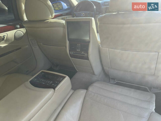 Лексус ЛС 2010 у Києві на Automoto.ua Білий Лексус ЛС, об'ємом двигуна 4.61 л та пробігом 191 тис. км за 13600 $, фото 7 на Automoto.ua