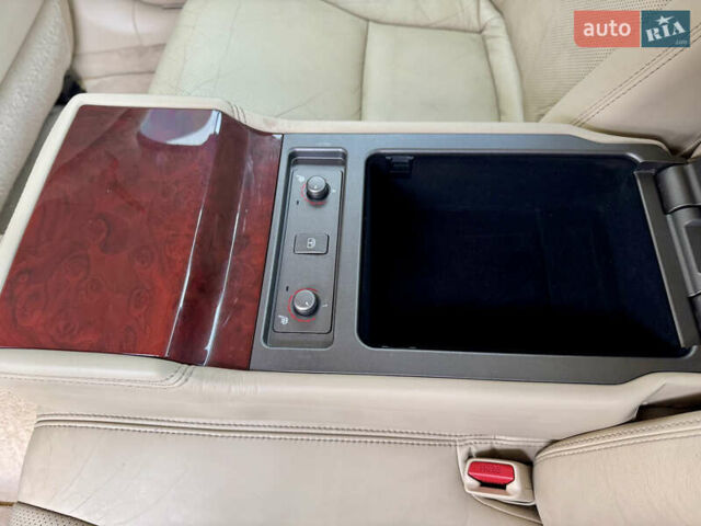 Білий Лексус ЛС, об'ємом двигуна 4.6 л та пробігом 241 тис. км за 14500 $, фото 12 на Automoto.ua