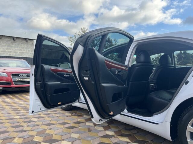 Білий Лексус ЛС, об'ємом двигуна 4.6 л та пробігом 71 тис. км за 19900 $, фото 8 на Automoto.ua