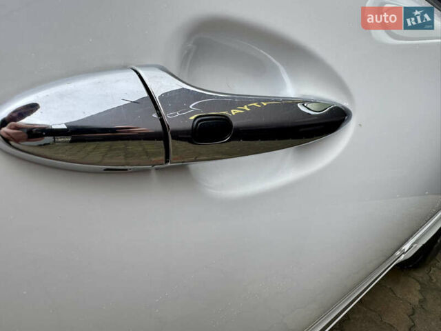 Білий Лексус ЛС, об'ємом двигуна 4.6 л та пробігом 241 тис. км за 14500 $, фото 8 на Automoto.ua