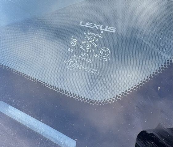 Белый Лексус ЛС, объемом двигателя 4.6 л и пробегом 71 тыс. км за 20600 $, фото 23 на Automoto.ua