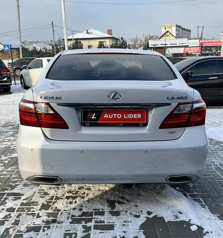 Белый Лексус ЛС, объемом двигателя 4.6 л и пробегом 71 тыс. км за 20600 $, фото 5 на Automoto.ua