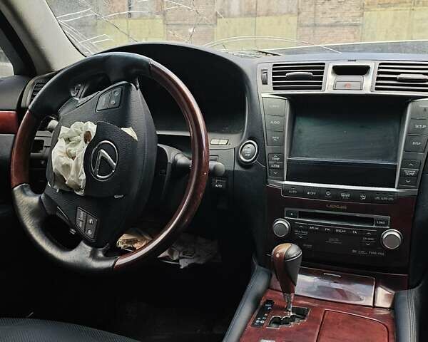 Білий Лексус ЛС, об'ємом двигуна 4.6 л та пробігом 150 тис. км за 4900 $, фото 28 на Automoto.ua