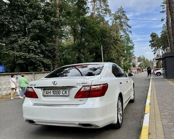 Білий Лексус ЛС, об'ємом двигуна 4.6 л та пробігом 64 тис. км за 20000 $, фото 4 на Automoto.ua