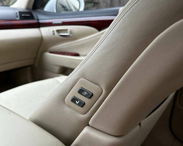 Білий Лексус ЛС, об'ємом двигуна 4.61 л та пробігом 173 тис. км за 13999 $, фото 24 на Automoto.ua