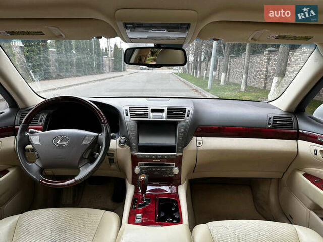 Белый Лексус ЛС, объемом двигателя 4.61 л и пробегом 173 тыс. км за 12999 $, фото 27 на Automoto.ua