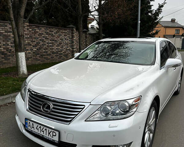 Белый Лексус ЛС, объемом двигателя 4.61 л и пробегом 173 тыс. км за 12999 $, фото 16 на Automoto.ua