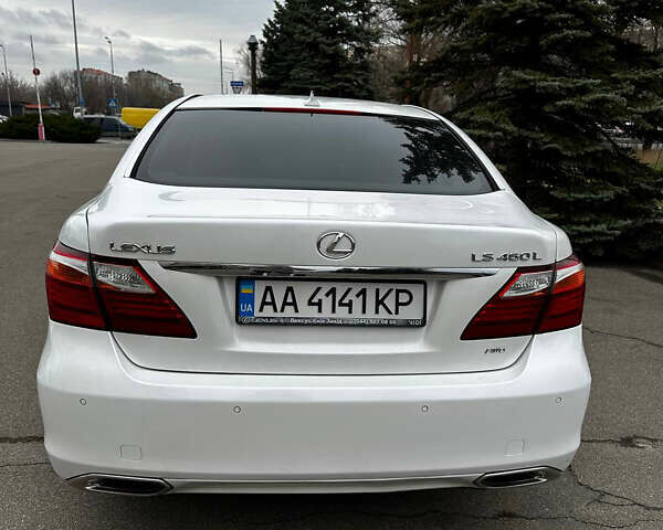 Білий Лексус ЛС, об'ємом двигуна 4.61 л та пробігом 173 тис. км за 13999 $, фото 4 на Automoto.ua