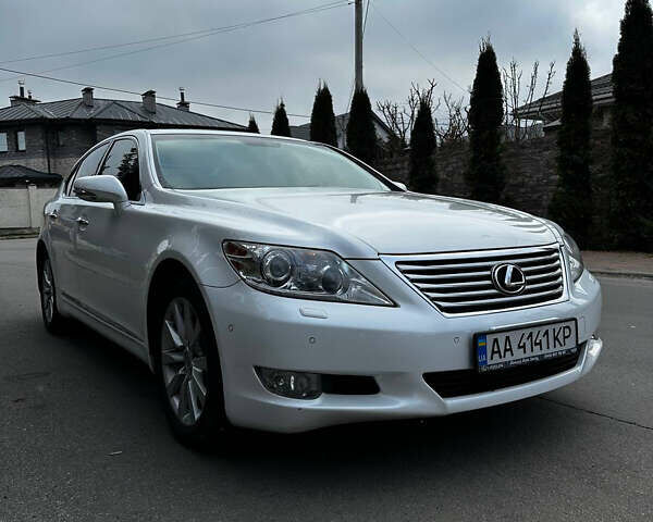 Белый Лексус ЛС, объемом двигателя 4.61 л и пробегом 173 тыс. км за 12999 $, фото 18 на Automoto.ua