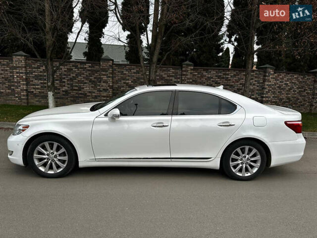 Белый Лексус ЛС, объемом двигателя 4.61 л и пробегом 173 тыс. км за 12999 $, фото 2 на Automoto.ua