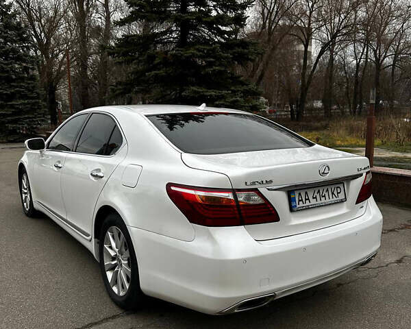 Білий Лексус ЛС, об'ємом двигуна 4.61 л та пробігом 173 тис. км за 13999 $, фото 3 на Automoto.ua