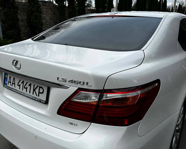 Белый Лексус ЛС, объемом двигателя 4.61 л и пробегом 173 тыс. км за 12999 $, фото 7 на Automoto.ua