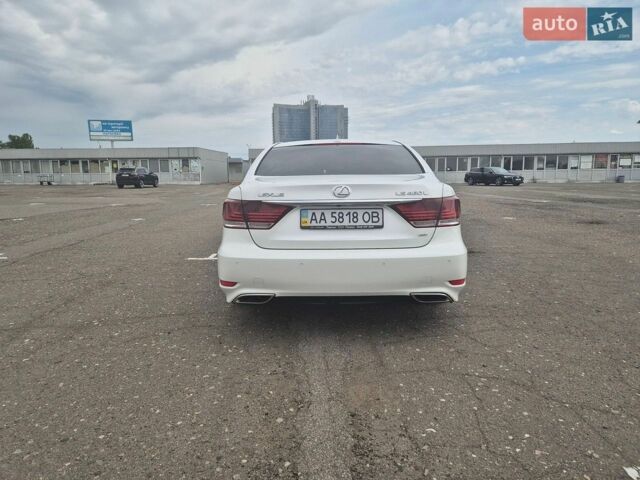 Белый Лексус ЛС, объемом двигателя 4.61 л и пробегом 133 тыс. км за 28000 $, фото 5 на Automoto.ua