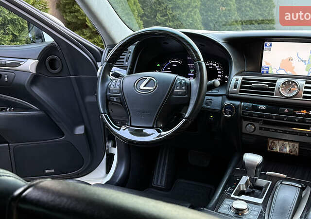 Белый Лексус ЛС, объемом двигателя 4.97 л и пробегом 203 тыс. км за 28700 $, фото 12 на Automoto.ua