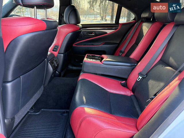 Білий Лексус ЛС, об'ємом двигуна 4.6 л та пробігом 72 тис. км за 25940 $, фото 28 на Automoto.ua