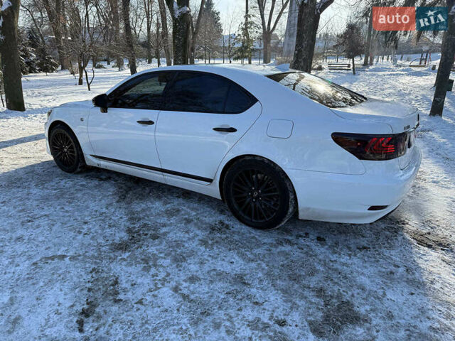 Білий Лексус ЛС, об'ємом двигуна 4.6 л та пробігом 72 тис. км за 25940 $, фото 11 на Automoto.ua