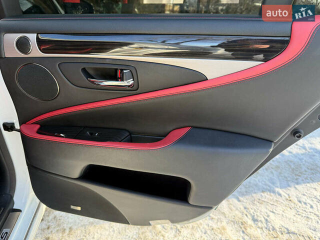 Білий Лексус ЛС, об'ємом двигуна 4.6 л та пробігом 72 тис. км за 25940 $, фото 33 на Automoto.ua