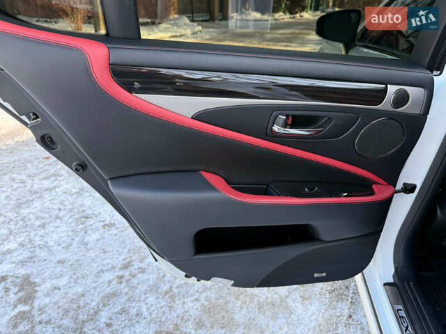 Білий Лексус ЛС, об'ємом двигуна 4.6 л та пробігом 72 тис. км за 25940 $, фото 27 на Automoto.ua