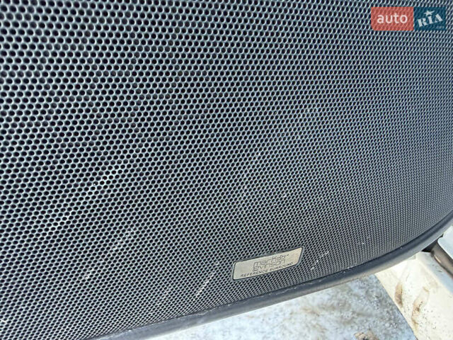 Білий Лексус ЛС, об'ємом двигуна 4.6 л та пробігом 72 тис. км за 25940 $, фото 19 на Automoto.ua