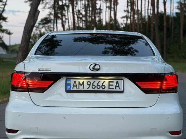 Білий Лексус ЛС, об'ємом двигуна 4.61 л та пробігом 74 тис. км за 25500 $, фото 8 на Automoto.ua