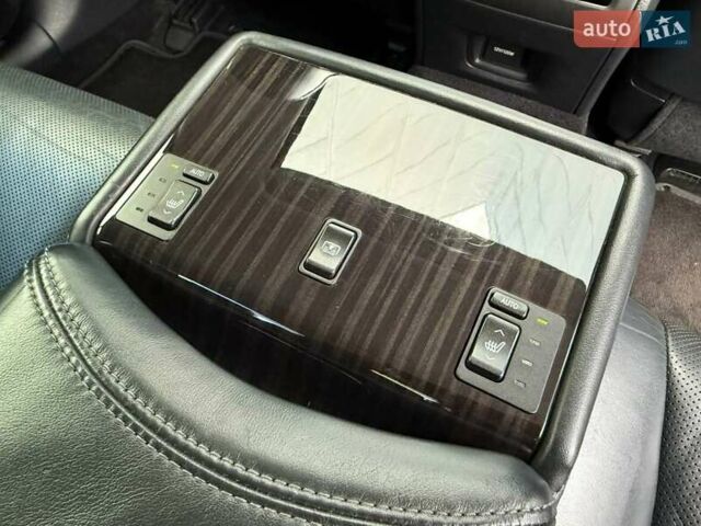 Белый Лексус ЛС, объемом двигателя 4.61 л и пробегом 169 тыс. км за 22490 $, фото 29 на Automoto.ua