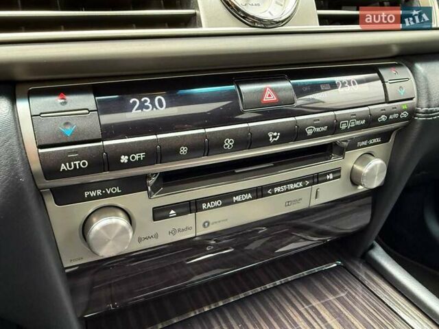 Белый Лексус ЛС, объемом двигателя 4.61 л и пробегом 169 тыс. км за 22490 $, фото 24 на Automoto.ua