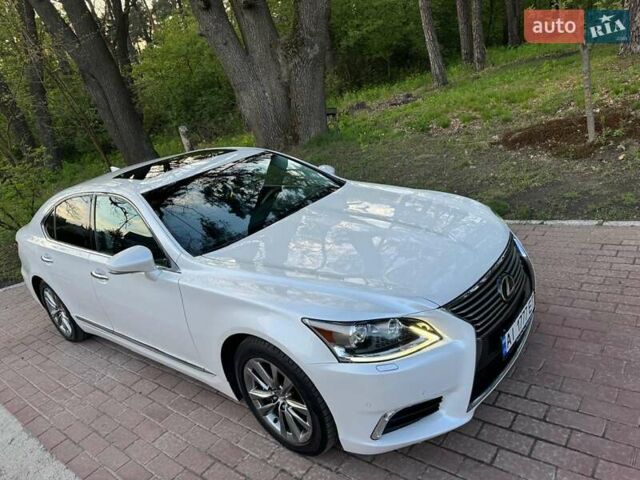Белый Лексус ЛС, объемом двигателя 4.61 л и пробегом 170 тыс. км за 23000 $, фото 11 на Automoto.ua