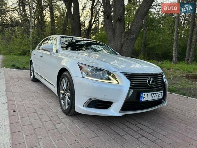Белый Лексус ЛС, объемом двигателя 4.61 л и пробегом 170 тыс. км за 23000 $, фото 1 на Automoto.ua