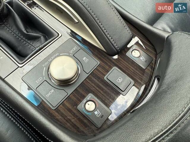 Белый Лексус ЛС, объемом двигателя 4.61 л и пробегом 169 тыс. км за 22490 $, фото 27 на Automoto.ua