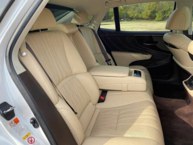 Белый Лексус ЛС, объемом двигателя 3.5 л и пробегом 31 тыс. км за 20500 $, фото 9 на Automoto.ua