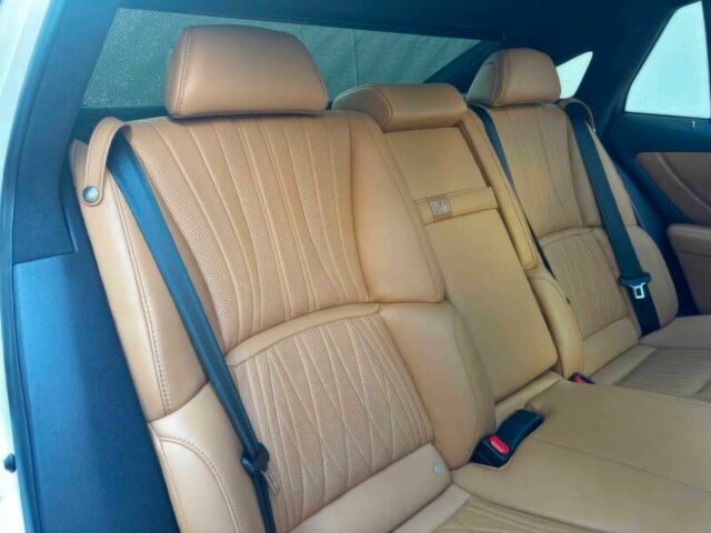 Білий Лексус ЛС, об'ємом двигуна 3.5 л та пробігом 36 тис. км за 48500 $, фото 11 на Automoto.ua