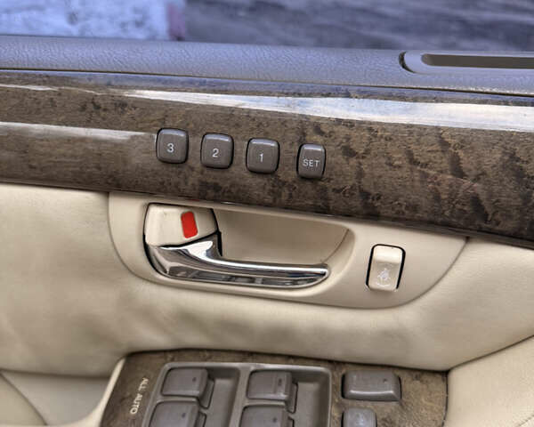 Бежевый Лексус ЛС, объемом двигателя 4.3 л и пробегом 300 тыс. км за 5500 $, фото 7 на Automoto.ua