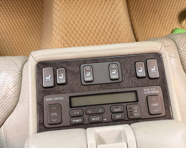 Бежевый Лексус ЛС, объемом двигателя 4.3 л и пробегом 300 тыс. км за 5500 $, фото 11 на Automoto.ua