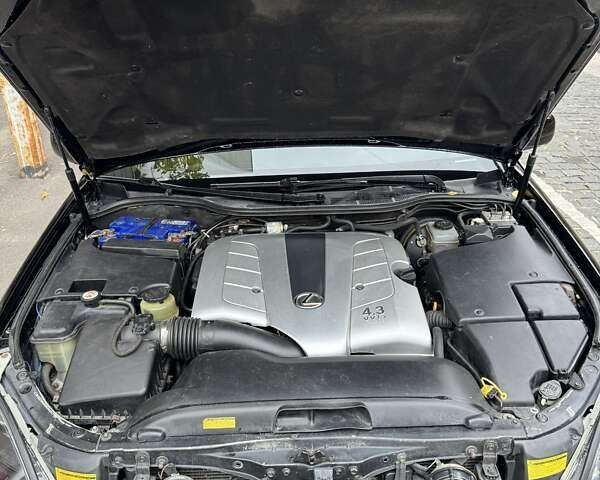 Черный Лексус ЛС, объемом двигателя 4.29 л и пробегом 290 тыс. км за 7800 $, фото 9 на Automoto.ua