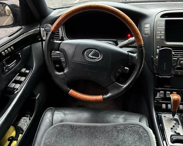 Черный Лексус ЛС, объемом двигателя 4.29 л и пробегом 290 тыс. км за 7800 $, фото 7 на Automoto.ua