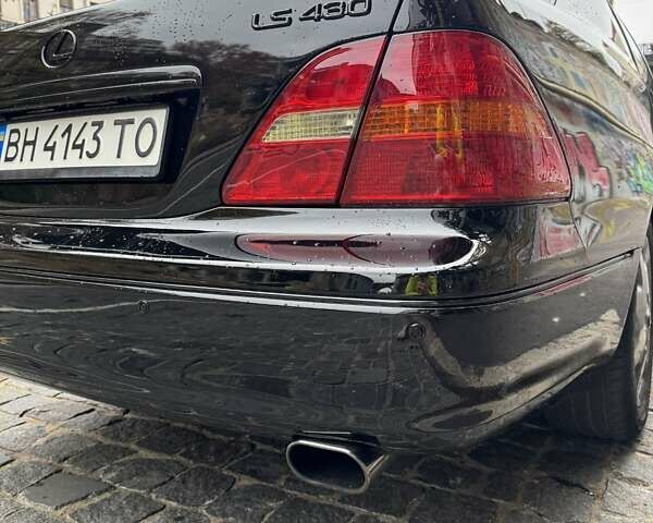 Черный Лексус ЛС, объемом двигателя 4.29 л и пробегом 290 тыс. км за 7800 $, фото 4 на Automoto.ua