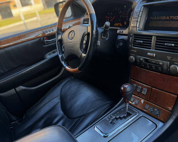 Чорний Лексус ЛС, об'ємом двигуна 4.29 л та пробігом 473 тис. км за 7500 $, фото 19 на Automoto.ua