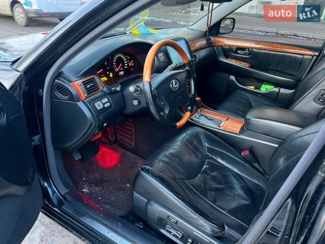 Черный Лексус ЛС, объемом двигателя 4.29 л и пробегом 313 тыс. км за 5600 $, фото 4 на Automoto.ua