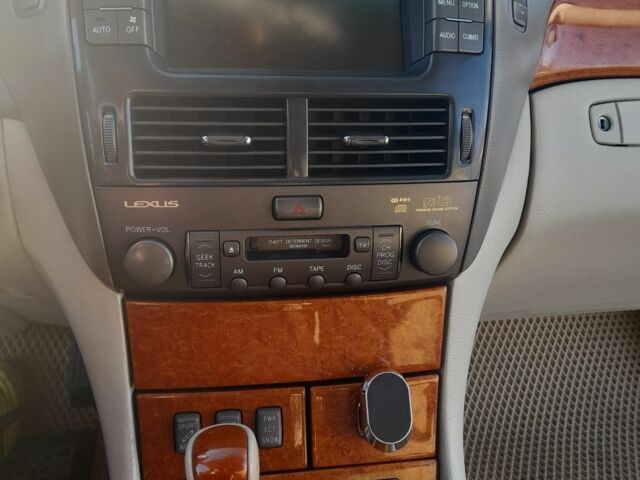 Черный Лексус ЛС, объемом двигателя 4.3 л и пробегом 260 тыс. км за 8200 $, фото 9 на Automoto.ua