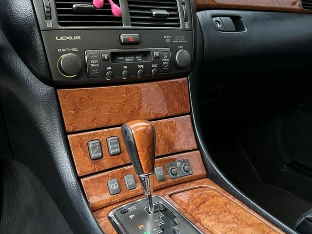 Чорний Лексус ЛС, об'ємом двигуна 4.3 л та пробігом 301 тис. км за 5600 $, фото 13 на Automoto.ua