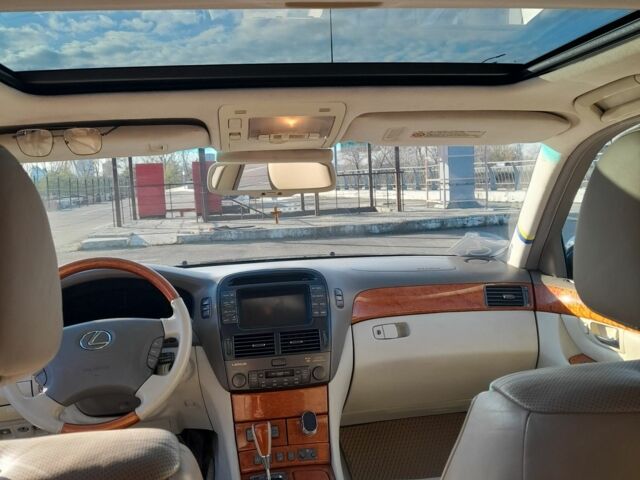 Черный Лексус ЛС, объемом двигателя 4.3 л и пробегом 260 тыс. км за 8200 $, фото 8 на Automoto.ua