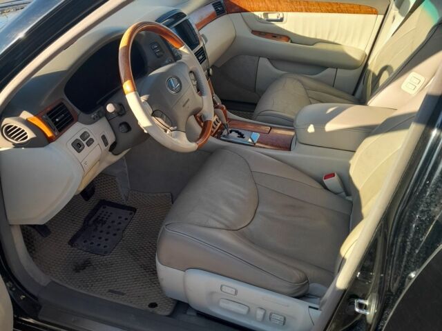 Черный Лексус ЛС, объемом двигателя 4.3 л и пробегом 260 тыс. км за 8200 $, фото 19 на Automoto.ua