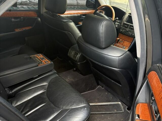 Чорний Лексус ЛС, об'ємом двигуна 4.3 л та пробігом 314 тис. км за 5500 $, фото 3 на Automoto.ua