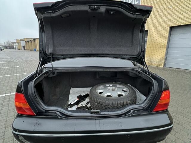 Чорний Лексус ЛС, об'ємом двигуна 4.3 л та пробігом 301 тис. км за 5600 $, фото 19 на Automoto.ua