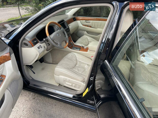 Черный Лексус ЛС, объемом двигателя 4.29 л и пробегом 314 тыс. км за 7420 $, фото 2 на Automoto.ua