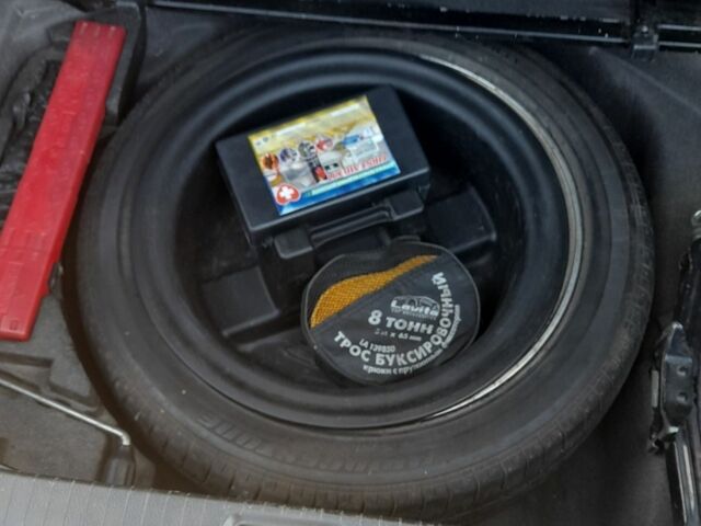 Черный Лексус ЛС, объемом двигателя 4.3 л и пробегом 260 тыс. км за 8200 $, фото 12 на Automoto.ua